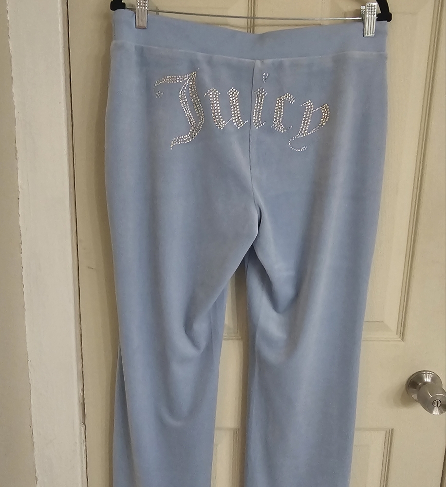 Juicy Couture Bling Tracksuit Set - Picture 5 of 10